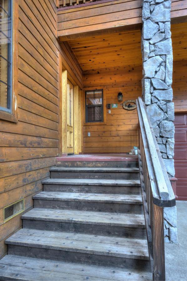 Rock Front Lodge Fish Camp Extérieur photo