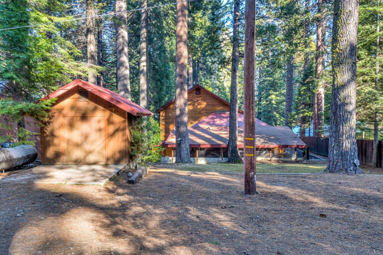 Rock Front Lodge Fish Camp Extérieur photo