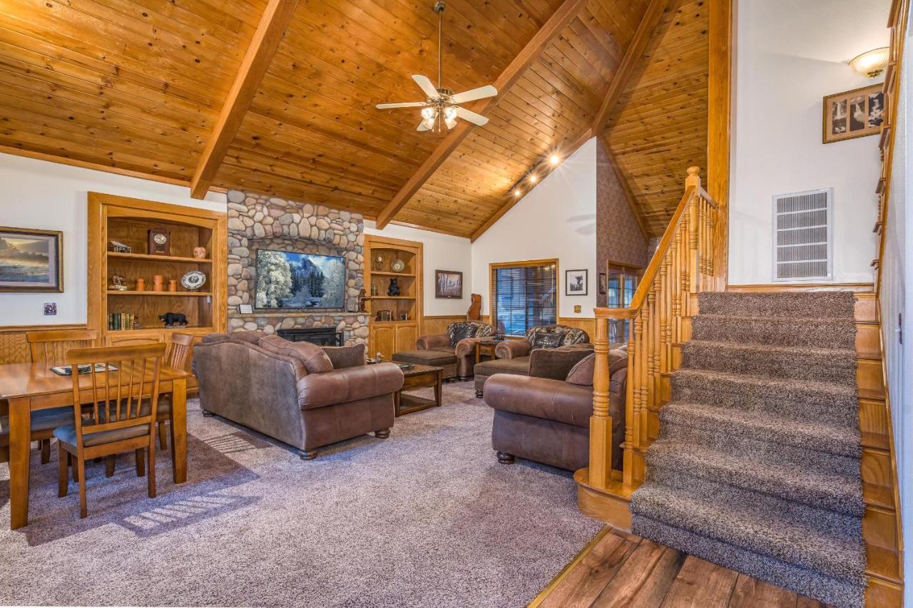 Rock Front Lodge Fish Camp Extérieur photo