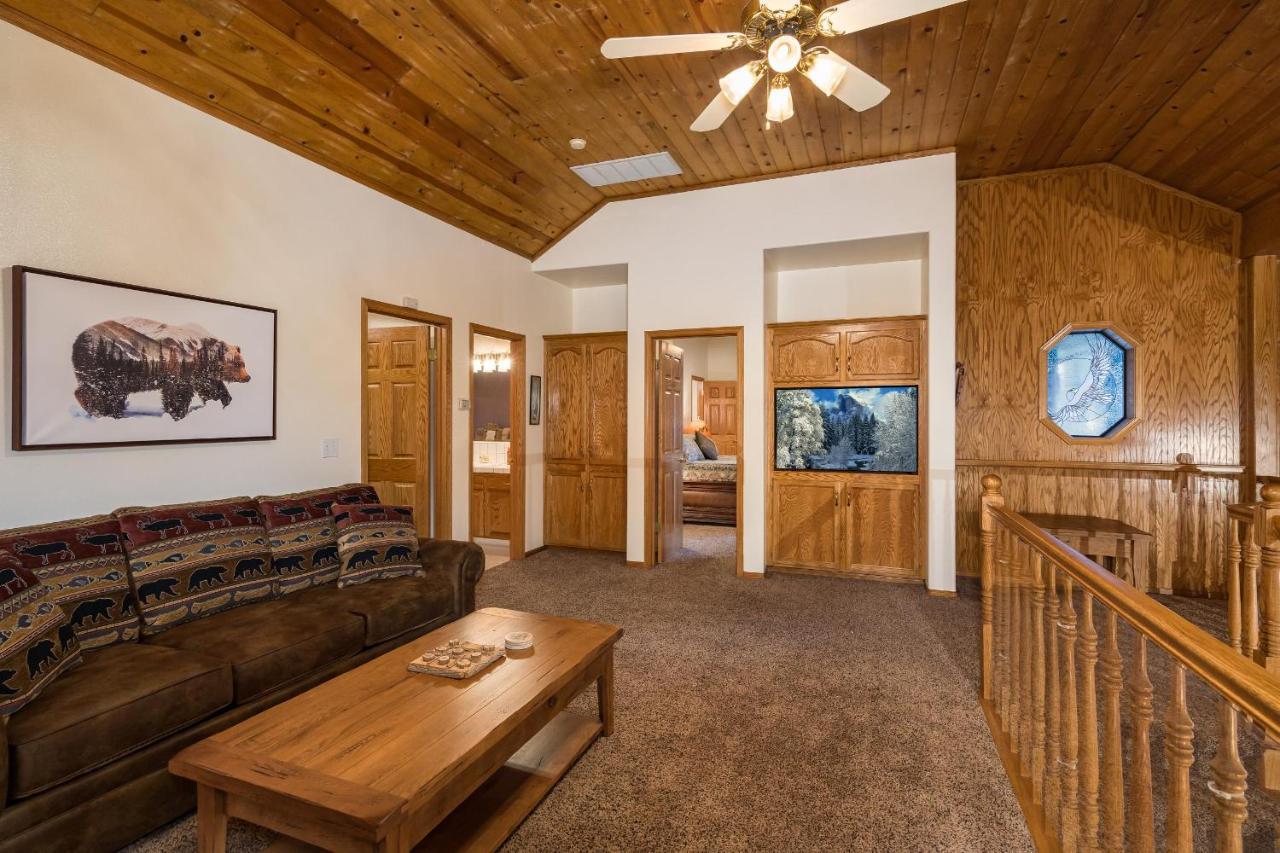 Rock Front Lodge Fish Camp Extérieur photo
